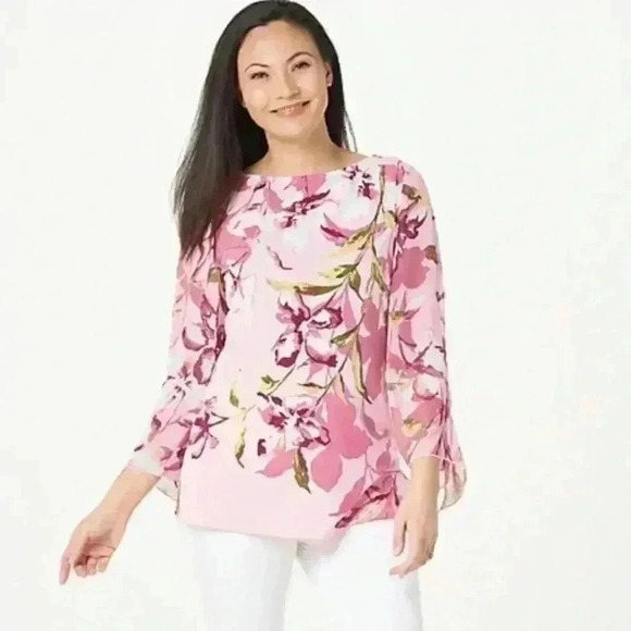 SUSAN Graver Printed Top with Chiffon Sleeves - Picture 1 of 3